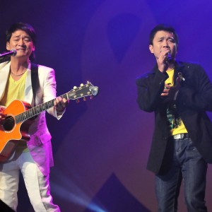 Performance with Emil Wakin Chau 'Community Social Fund Raising Concert'